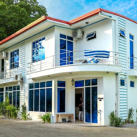 Sevinex Inn Feridhoo Ngoại thất bức ảnh