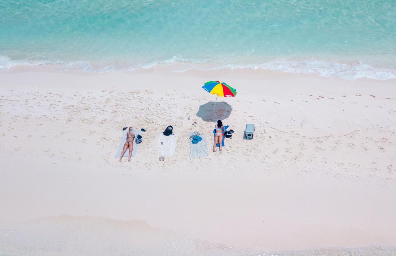 Sevinex Inn Feridhoo Ngoại thất bức ảnh