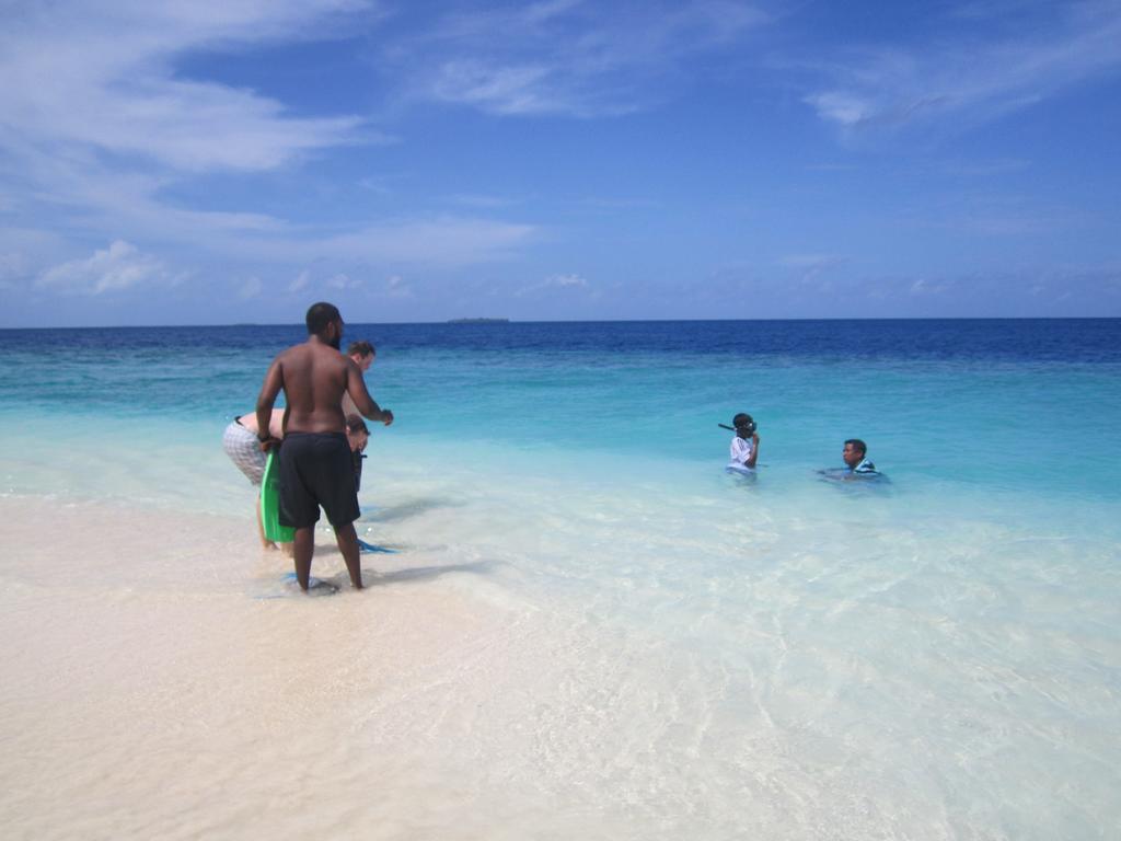 Sevinex Inn Feridhoo Ngoại thất bức ảnh