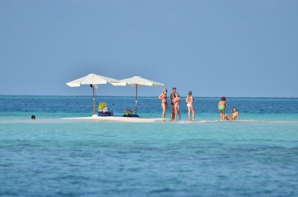 Sevinex Inn Feridhoo Ngoại thất bức ảnh